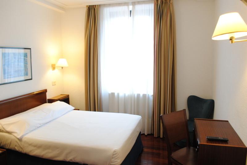 Hotel Zarauz Экстерьер фото